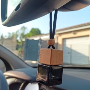 Diffuseur de parfum voiture “Cube Noir” – Parfum longue durée